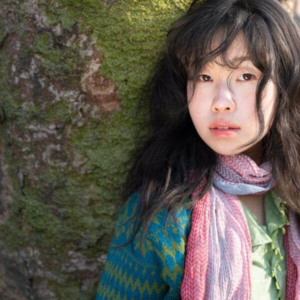 시들지 않는 마음에게 건네는 안부, 김효린 첫 정규 [또 봐, 에버그린] 발매 기념 인터뷰